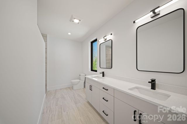 213 New Stock Road, Asheville, NC 28804