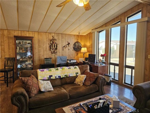 5001 W Florida 706, Hemet, CA 92545
