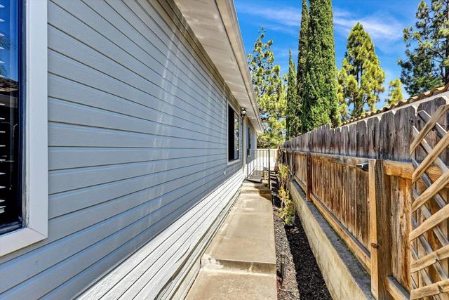 14955 Avenida Venusto 94, San Diego, CA 92128