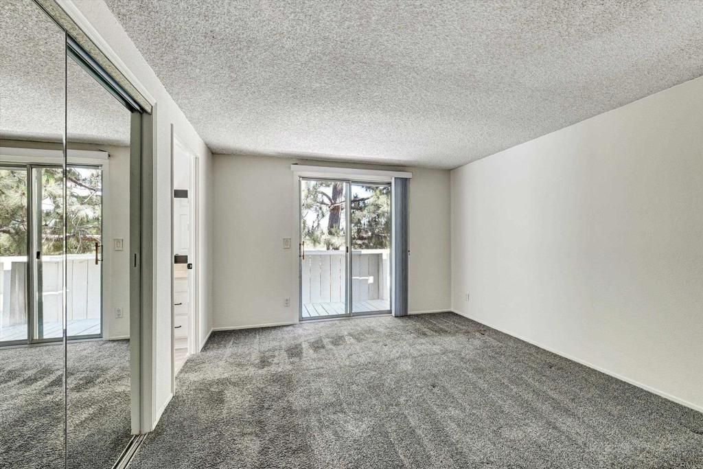 Image 19 of property listing at 14955 Avenida Venusto 94, San Diego, CA 92128