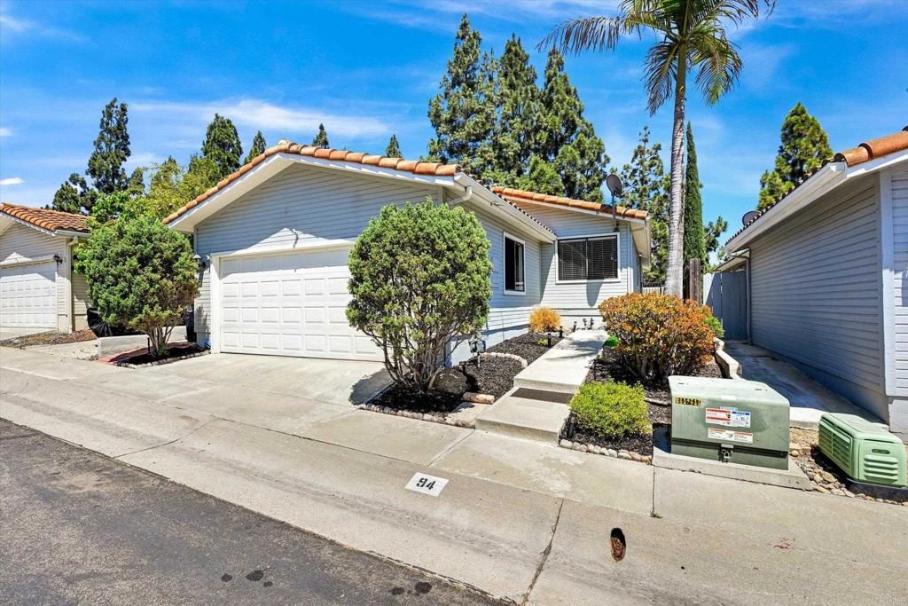Image 35 of property listing at 14955 Avenida Venusto 94, San Diego, CA 92128