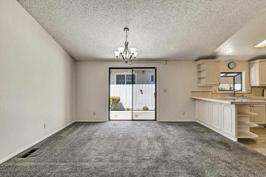 Image 9 of property listing at 14955 Avenida Venusto 94, San Diego, CA 92128