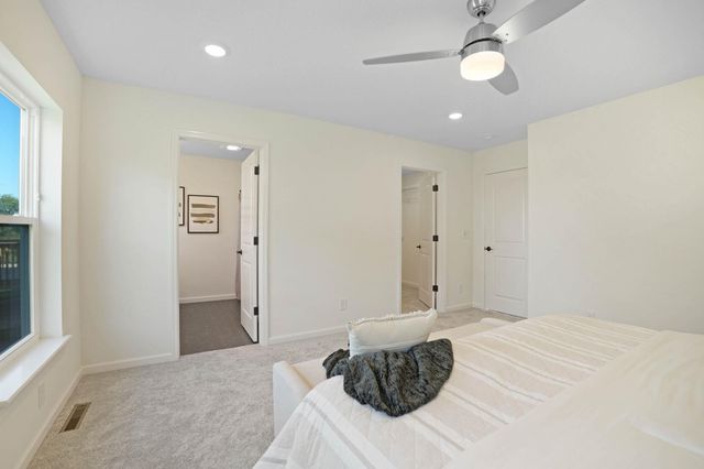 5417 Fernwood Drive, Cedar Falls, IA 50613