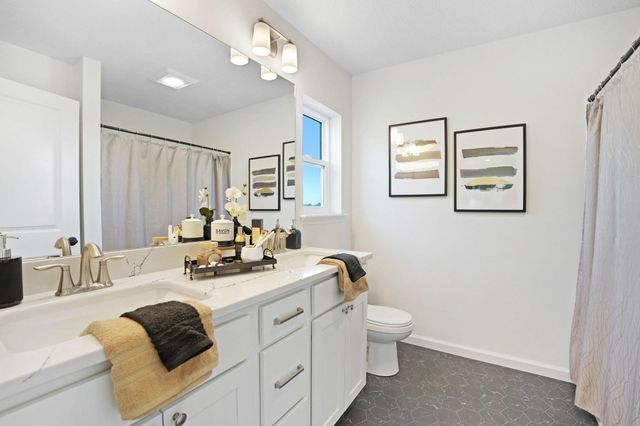 5417 Fernwood Drive, Cedar Falls, IA 50613