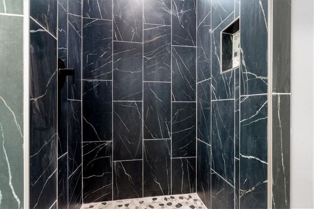 37 Haddington Drive, Bella Vista, AR 72715