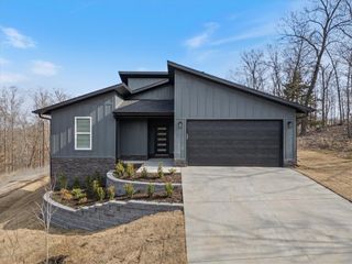 37 Haddington Drive, Bella Vista, AR 72715