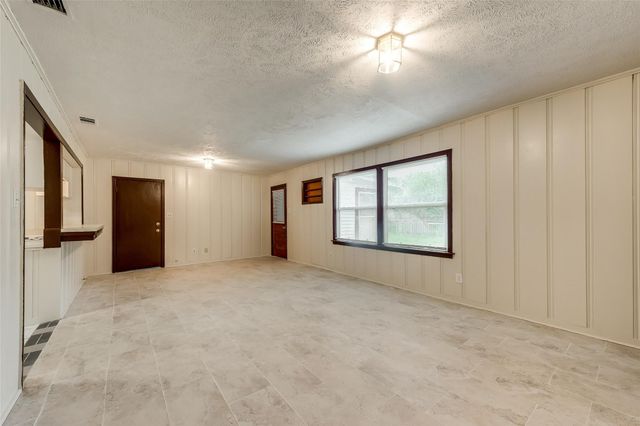 6506 Westview Drive, Houston, TX 77055