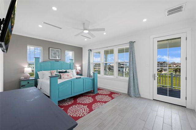 4102 Sandhill Crane Way, Galveston, TX 77554