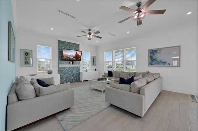 4102 Sandhill Crane Way, Galveston, TX 77554