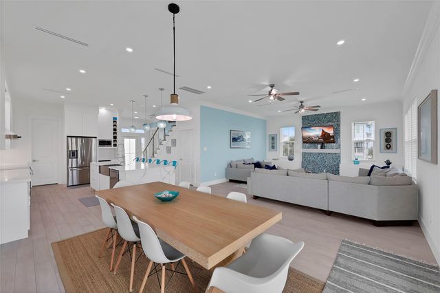 4102 Sandhill Crane Way, Galveston, TX 77554