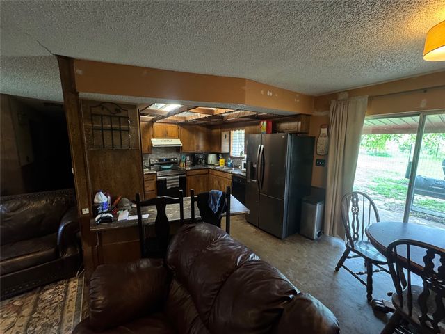 12745 Fm 274, Ravenna, TX 75476
