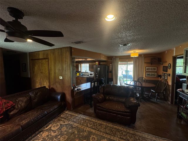12745 Fm 274, Ravenna, TX 75476