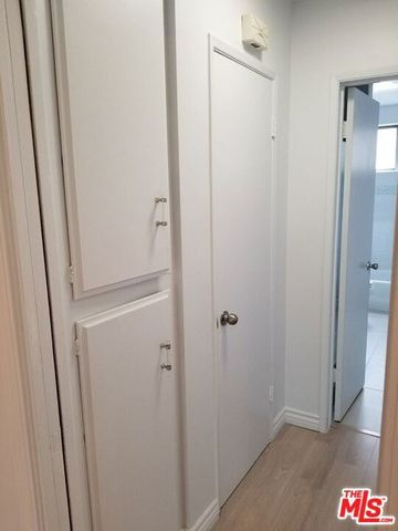 7607 Norton Avenue 3, West Hollywood, CA 90046