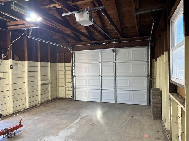 606 Wallgate Avenue, Waterloo, IA 50701