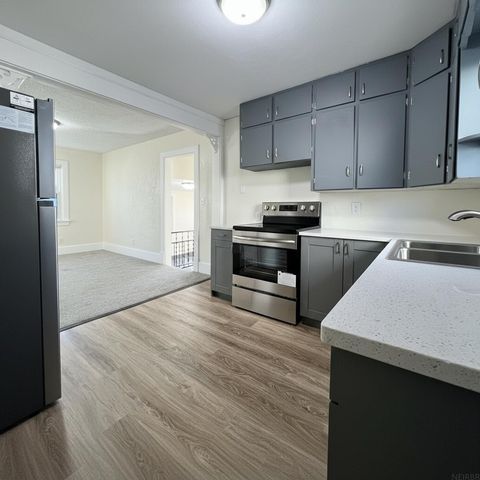 606 Wallgate Avenue, Waterloo, IA 50701