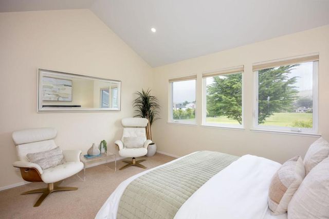 12 Bayhill Place, Half Moon Bay, CA 94019