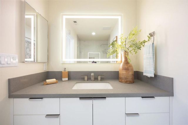 12 Bayhill Place, Half Moon Bay, CA 94019