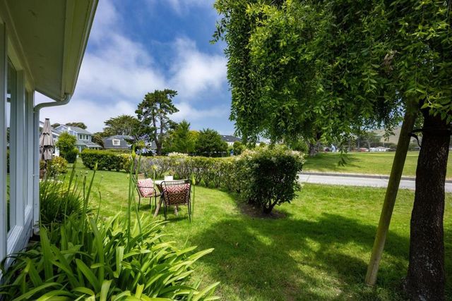 12 Bayhill Place, Half Moon Bay, CA 94019