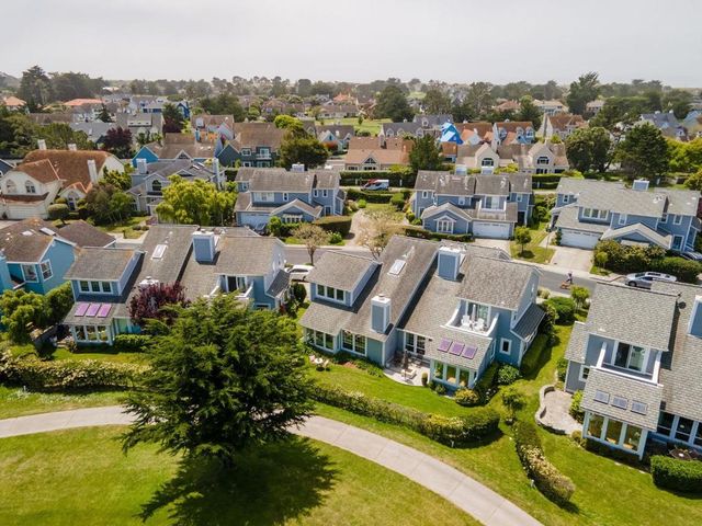 12 Bayhill Place, Half Moon Bay, CA 94019