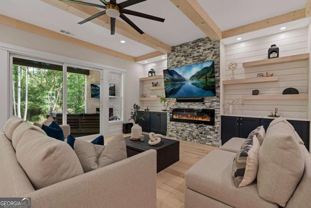 1437 Leach Drive, Lawrenceville, GA 30045