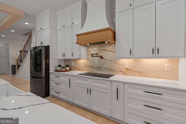 1437 Leach Drive, Lawrenceville, GA 30045