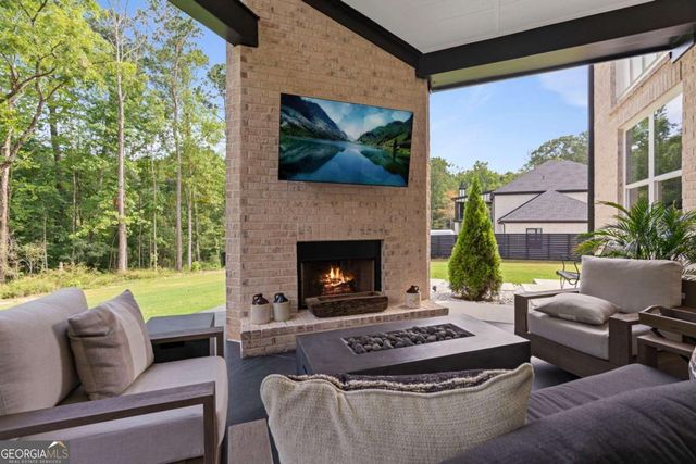 1437 Leach Drive, Lawrenceville, GA 30045