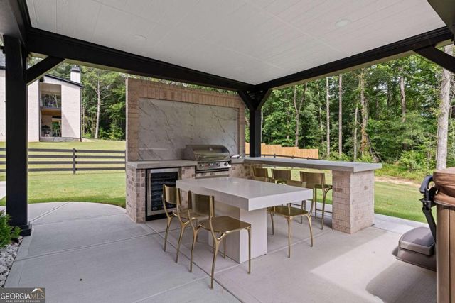 1437 Leach Drive, Lawrenceville, GA 30045