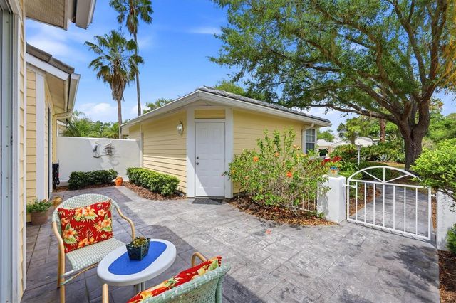 7731 WHITEBRIDGE GLEN, University Park, FL 34201