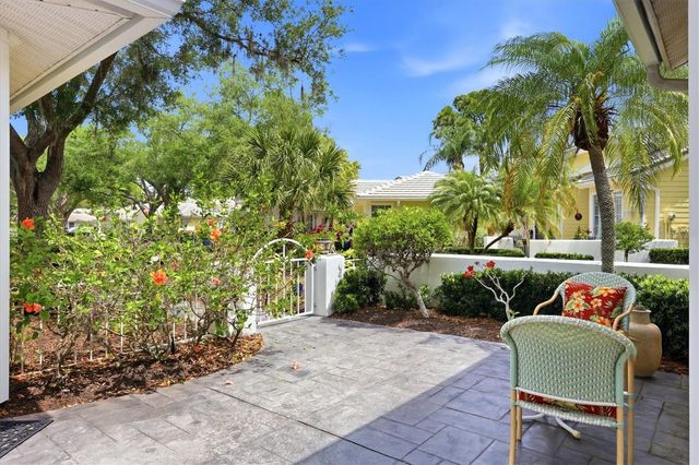 7731 WHITEBRIDGE GLEN, University Park, FL 34201