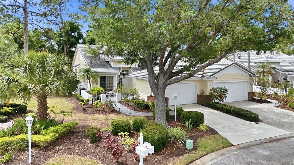 7731 WHITEBRIDGE GLEN, University Park, FL 34201