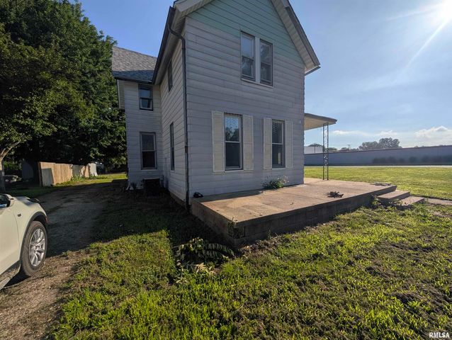 1019 BROADWAY Street, Pekin, IL 61554