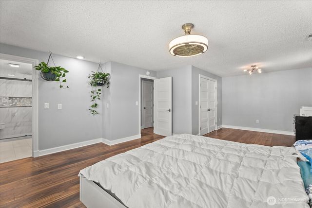 111 2nd Avenue SE, Pacific, WA 98047