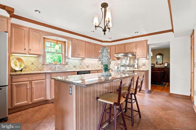 5038 BUTLER PIKE, Plymouth Meeting, PA 19462