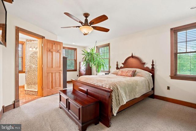 5038 BUTLER PIKE, Plymouth Meeting, PA 19462