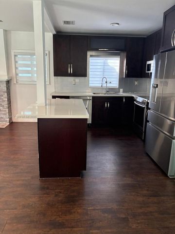 1757 SW 24th Ter, Miami, FL 33145