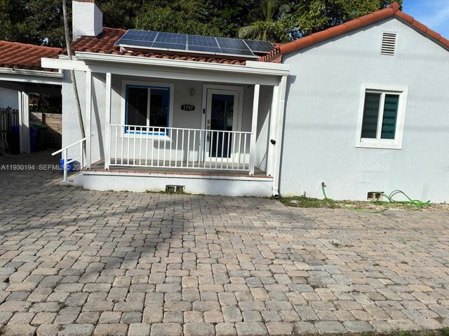 1757 SW 24th Ter, Miami, FL 33145