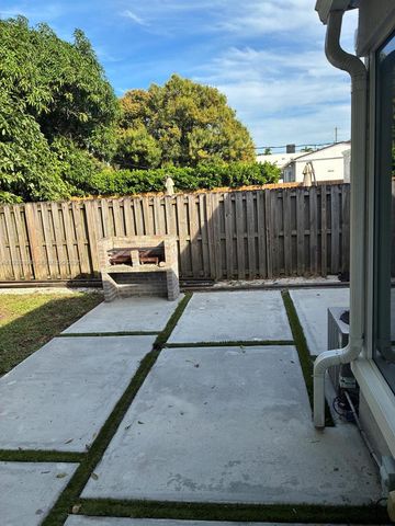 1757 SW 24th Ter, Miami, FL 33145