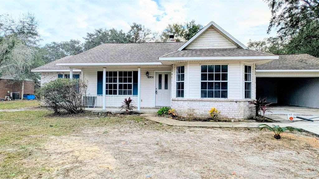 6951 East Bay Blvd, Navarre, FL 32566