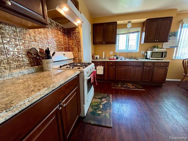 12001 Bloom Street, Detroit, MI 48212