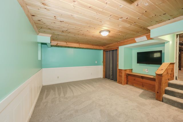 9 Riverside Drive, Fremont, NH 03044