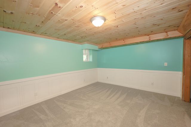 9 Riverside Drive, Fremont, NH 03044