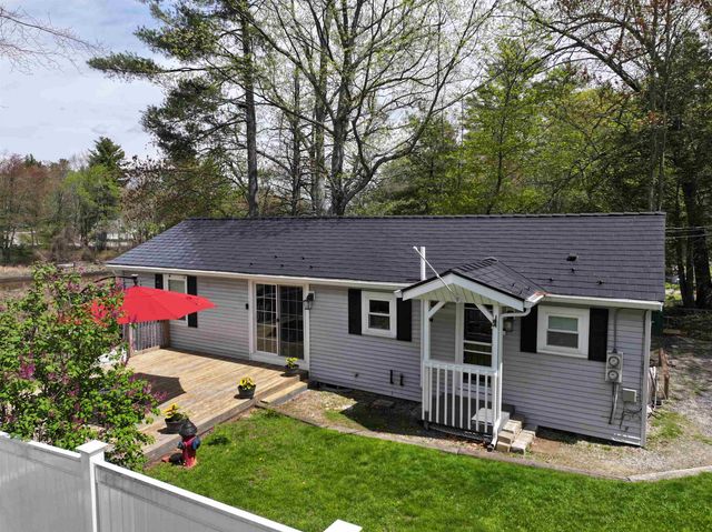 9 Riverside Drive, Fremont, NH 03044