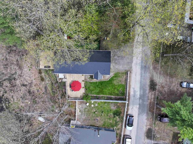 9 Riverside Drive, Fremont, NH 03044
