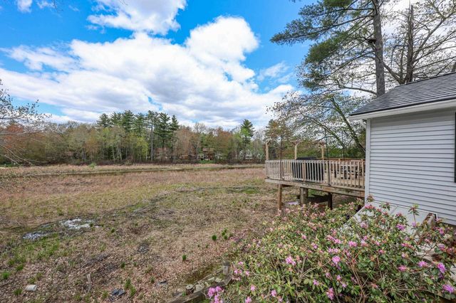 9 Riverside Drive, Fremont, NH 03044
