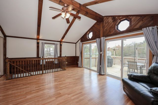 9 Riverside Drive, Fremont, NH 03044