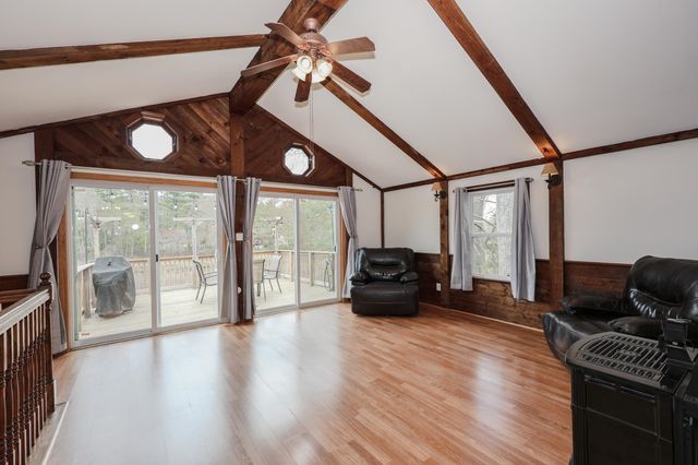 9 Riverside Drive, Fremont, NH 03044