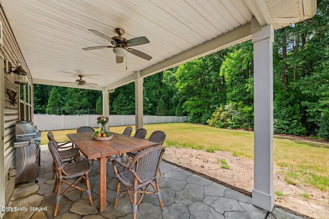 3049 Willow Ranch Drive, Fuquay Varina, NC 27526