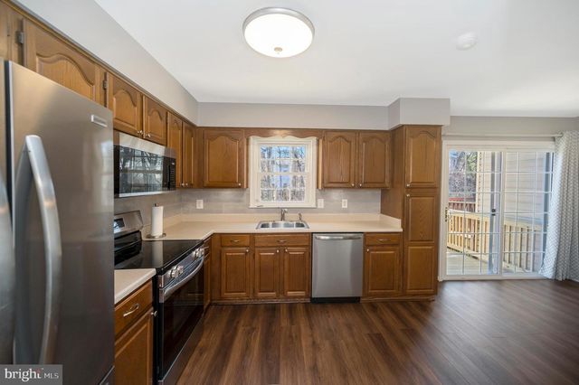 12950 LOCKLEVEN LN, Woodbridge, VA 22192