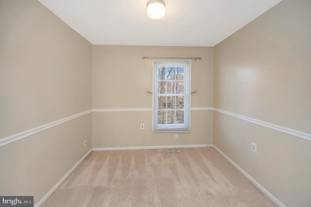 12950 LOCKLEVEN LN, Woodbridge, VA 22192