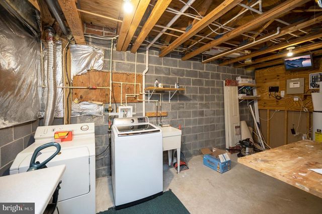 12950 LOCKLEVEN LN, Woodbridge, VA 22192